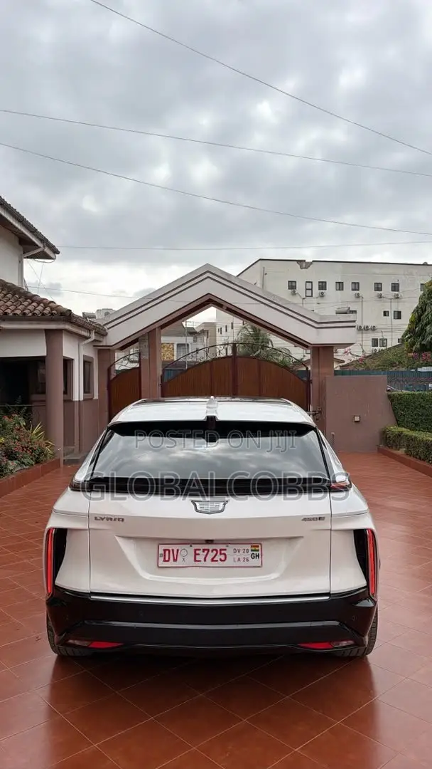 Cadillac Lyriq 2024 White