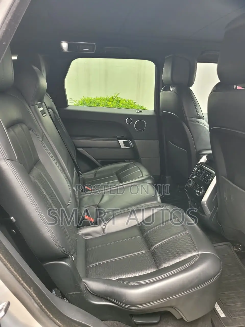 Land Rover Range Rover SWB 2021 Silver