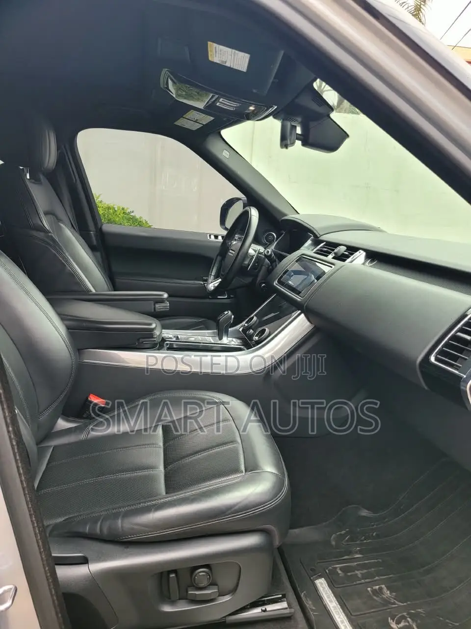 Land Rover Range Rover SWB 2021 Silver