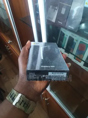 New Samsung Galaxy S25 256 GB Gray