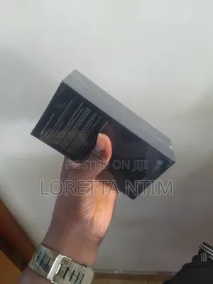 New Samsung Galaxy S20 128 GB Black
