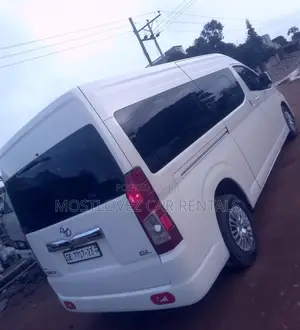 Toyota Hiace for Rent