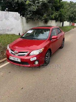 Toyota Corolla 2013 Red