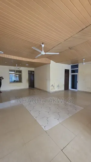 4bdrm House in Klagon, Sakumono for rent
