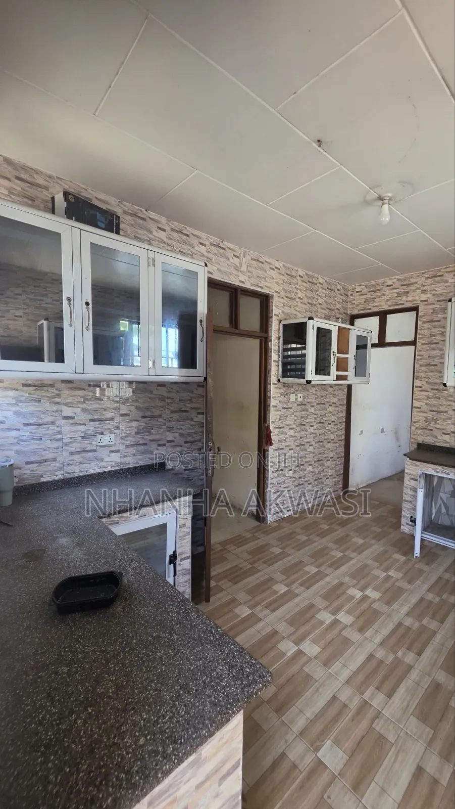 4bdrm House in Klagon, Sakumono for rent