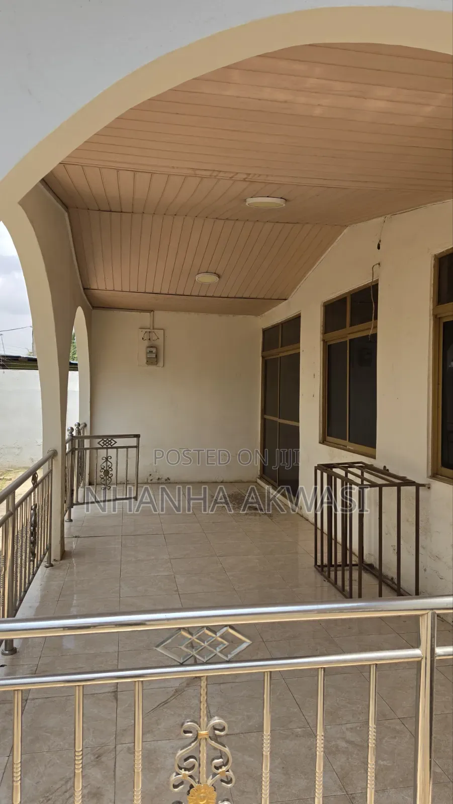 4bdrm House in Klagon, Sakumono for rent