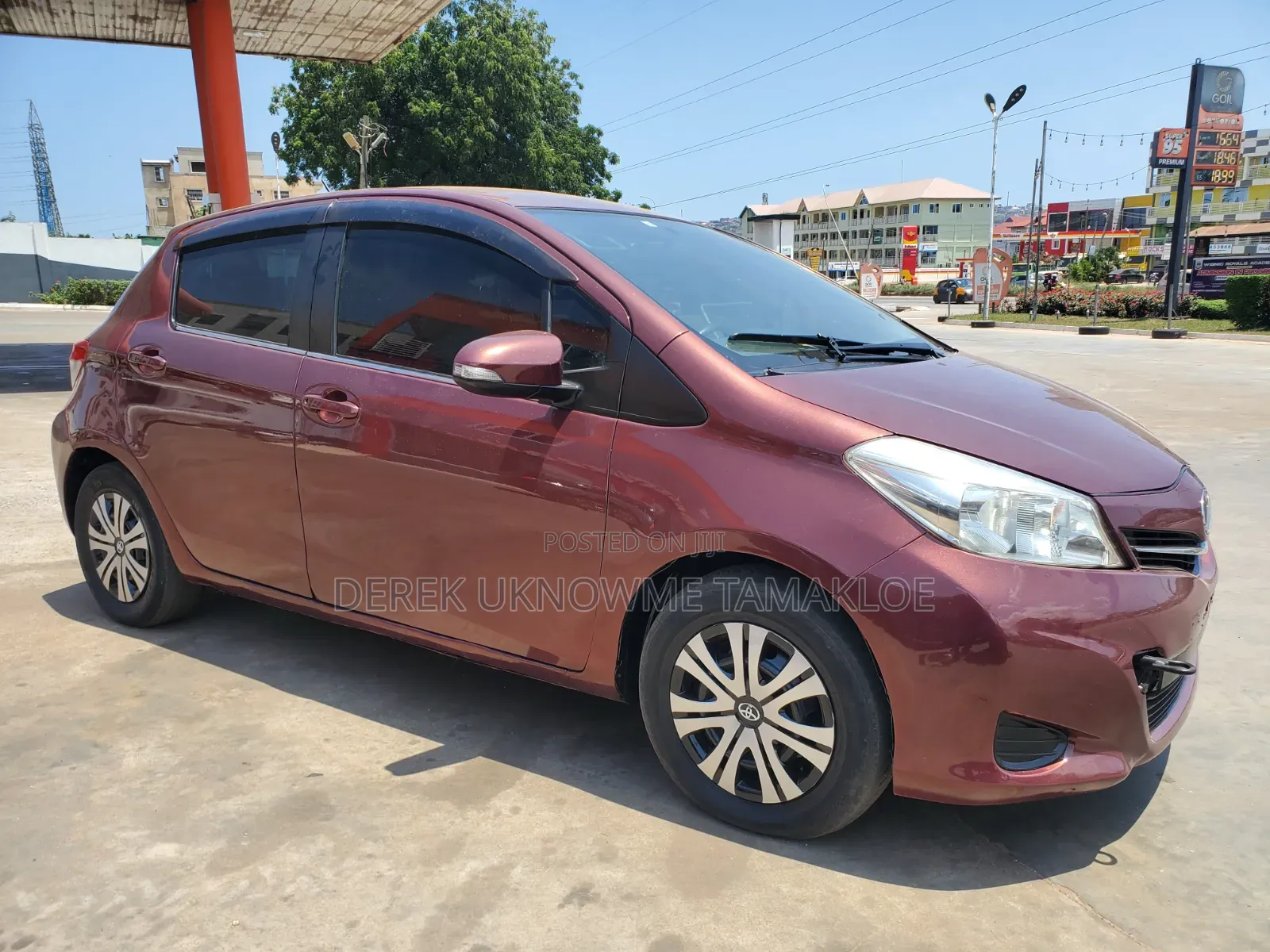 Toyota Vitz 2013 Brown