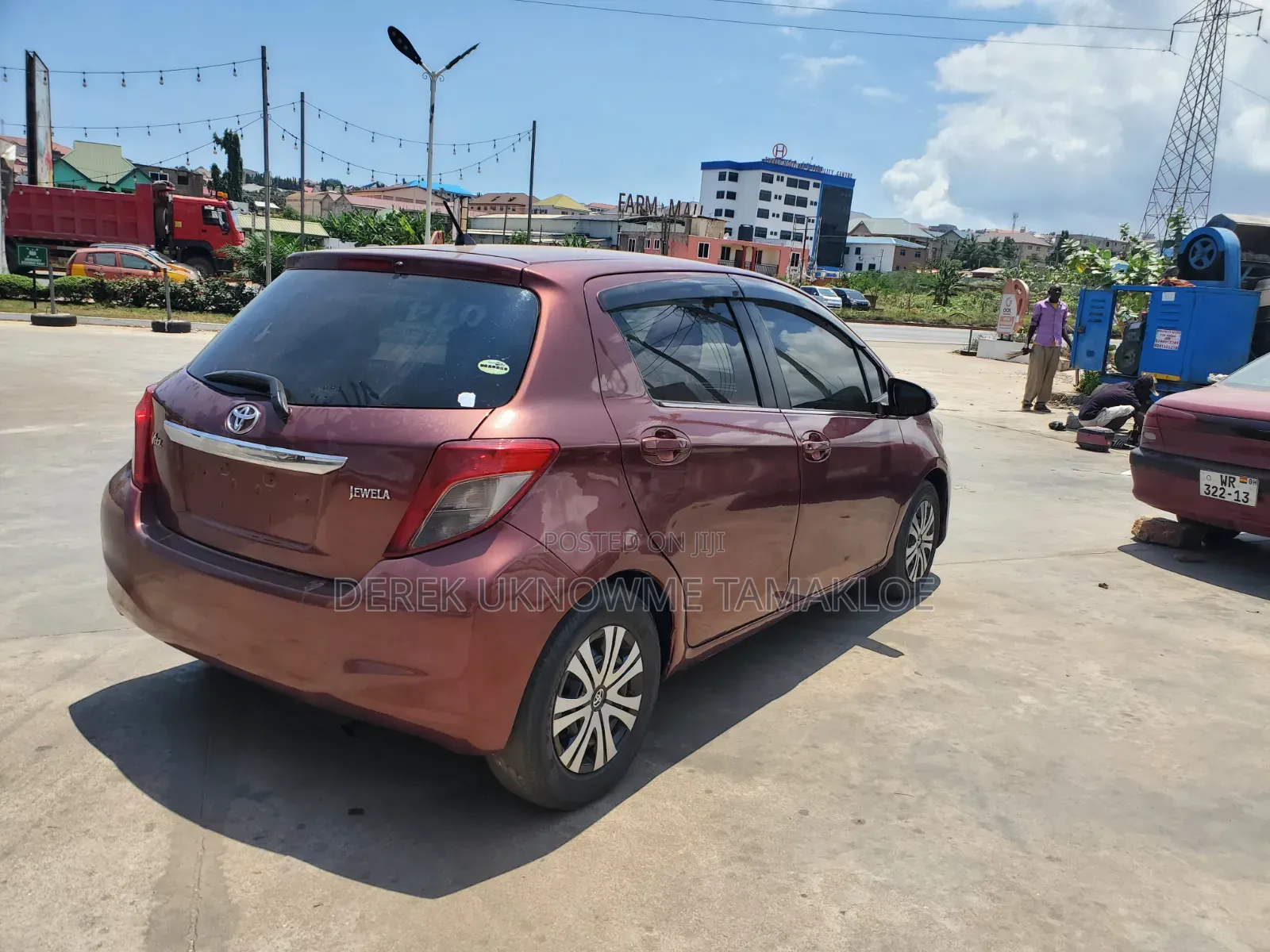 Toyota Vitz 2013 Brown