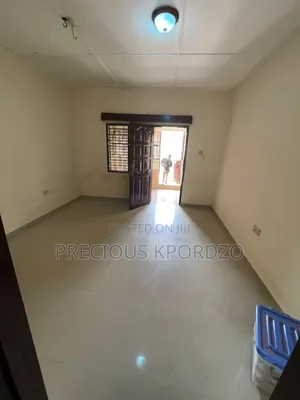 1bdrm Room & Parlour in Adenta Commandos for rent