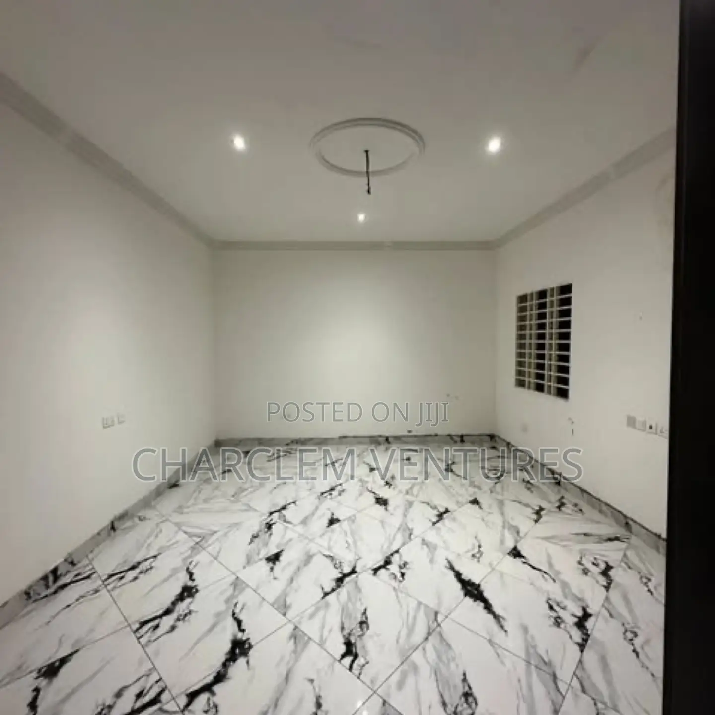 5bdrm House in Charclem Ventures, Adenta for sale