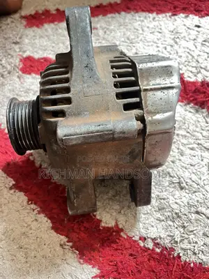 Toyota Vitz Alternator