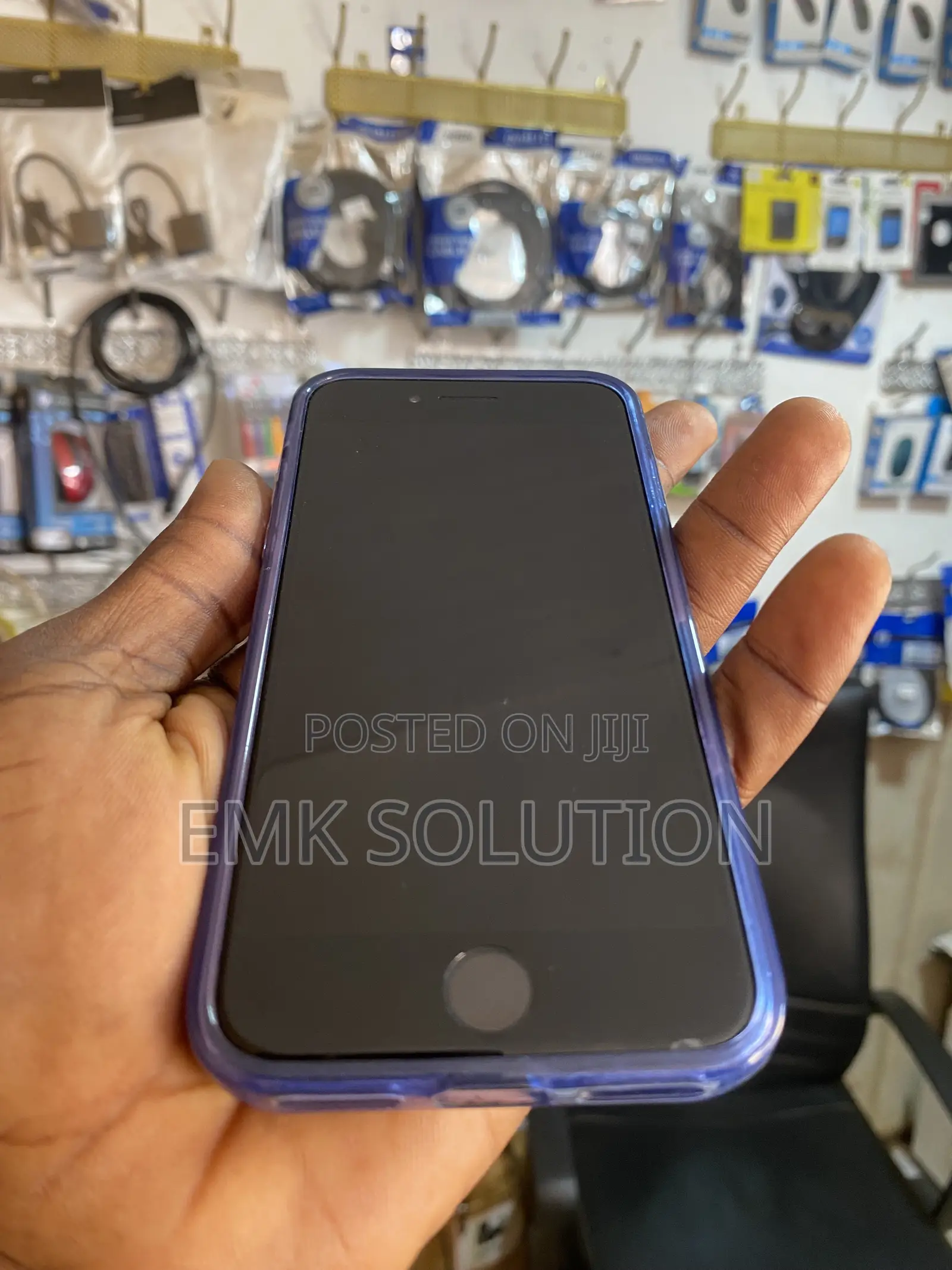 Apple iPhone SE (2020) 64 GB Black