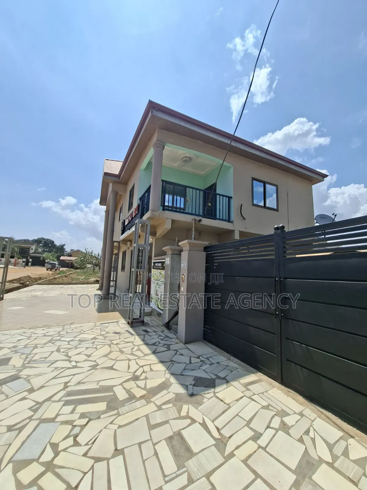 2bdrm Apartment in ,,Pillar 2, Ga East Municipal for rent