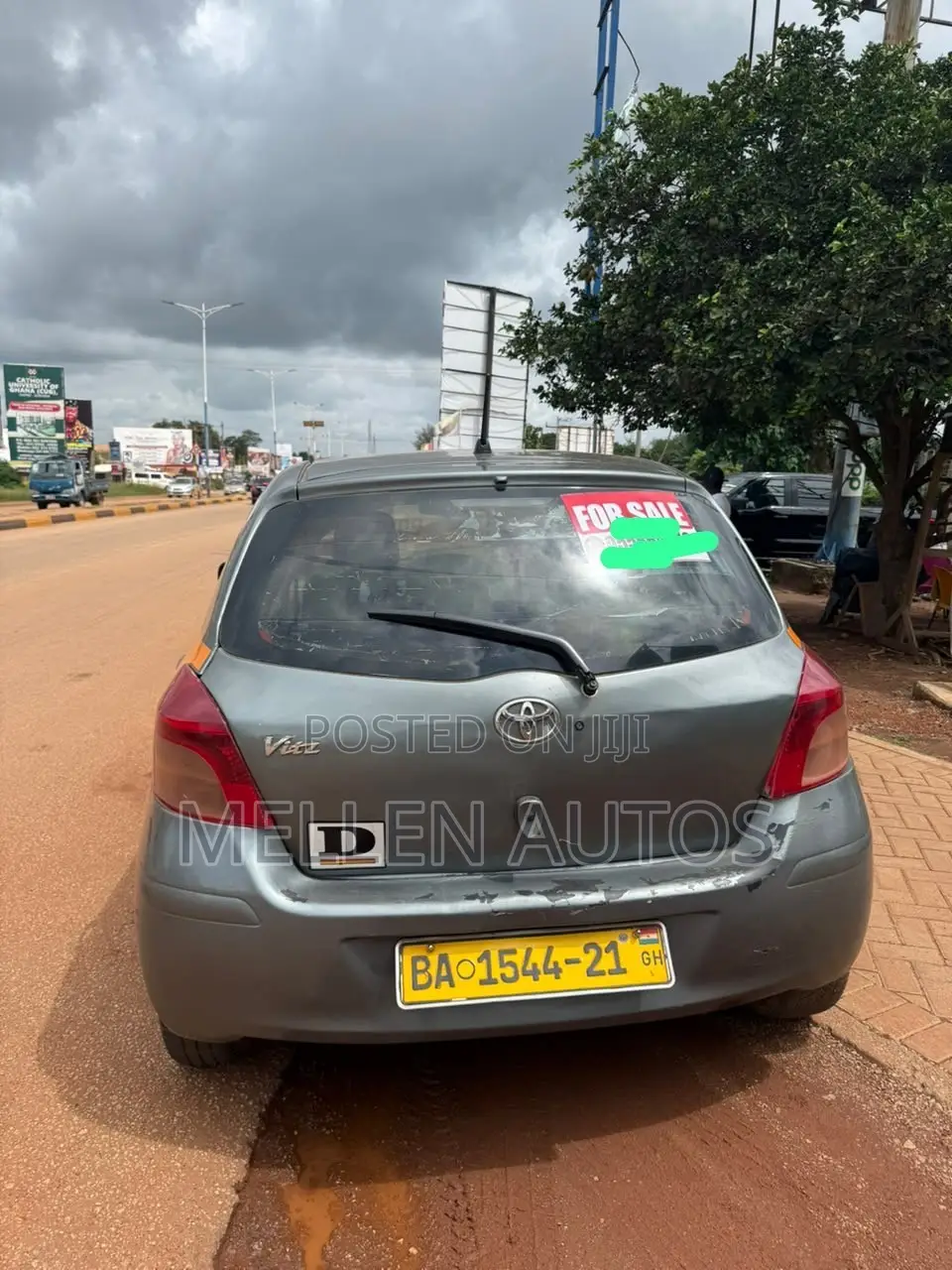 Toyota Vitz 1.0 FWD 5dr 2010 Gray