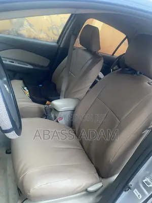 Toyota Belta 2010 Silver
