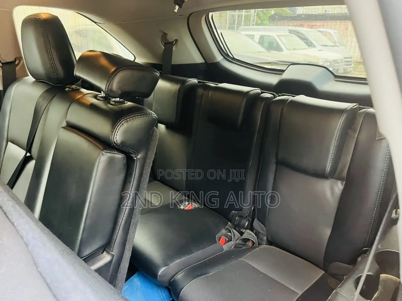Toyota Highlander LE 2019 Gray