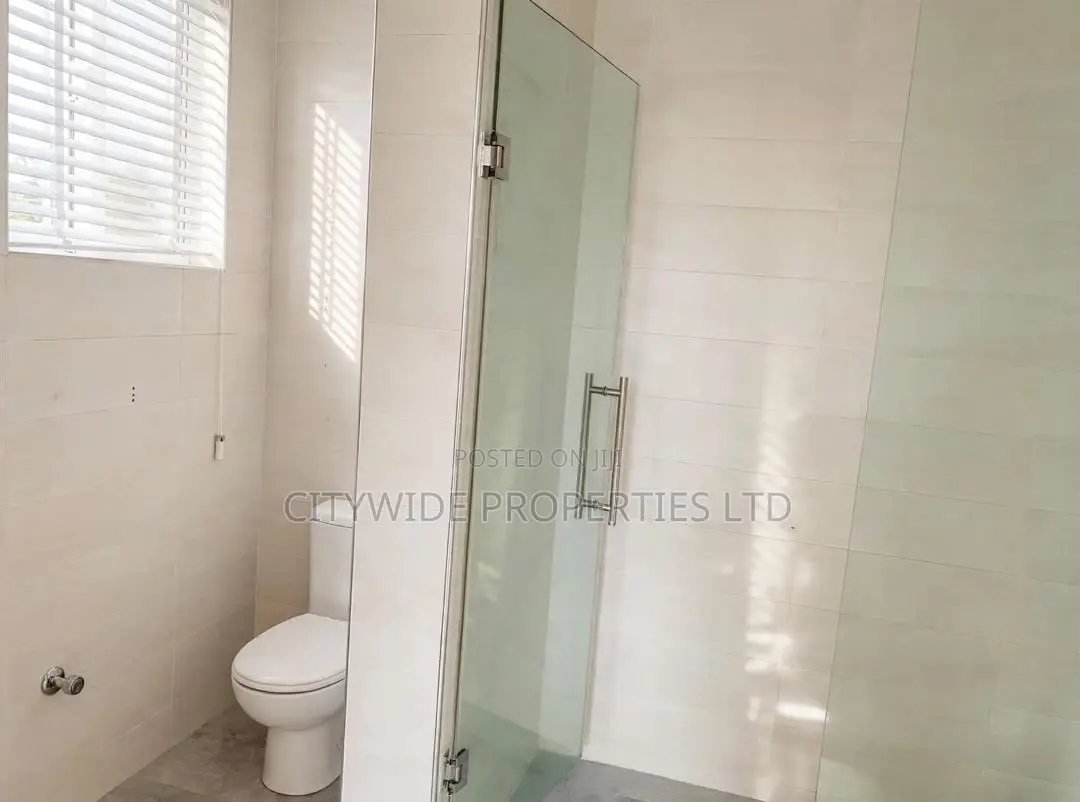 2bdrm Apartment in American House for sale