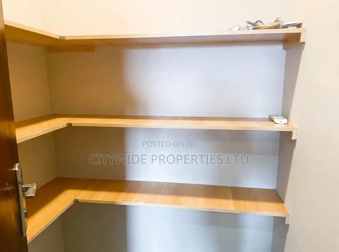 2bdrm Apartment in American House for sale