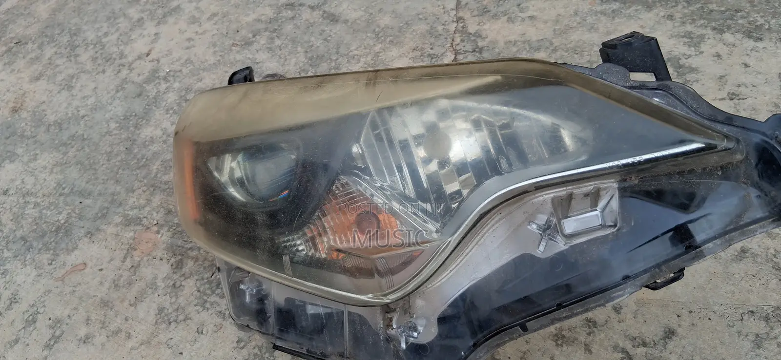 2016 Toyota Corolla Headlight