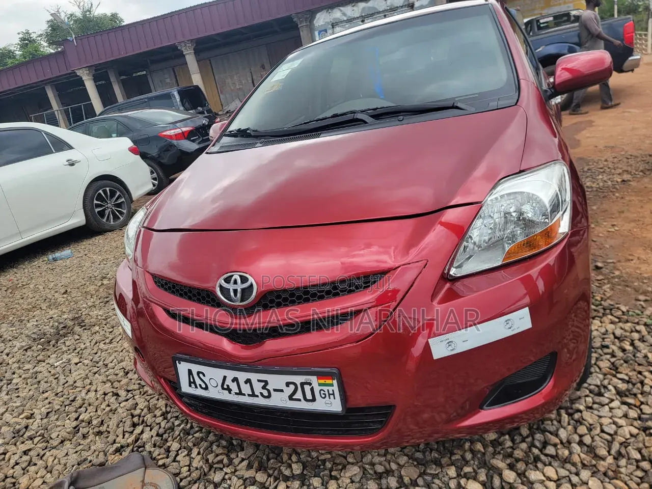 Toyota Yaris Base Sedan 4dr 2010 Red