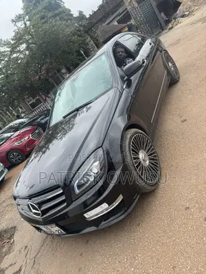 Mercedes-Benz C300 2008 Black