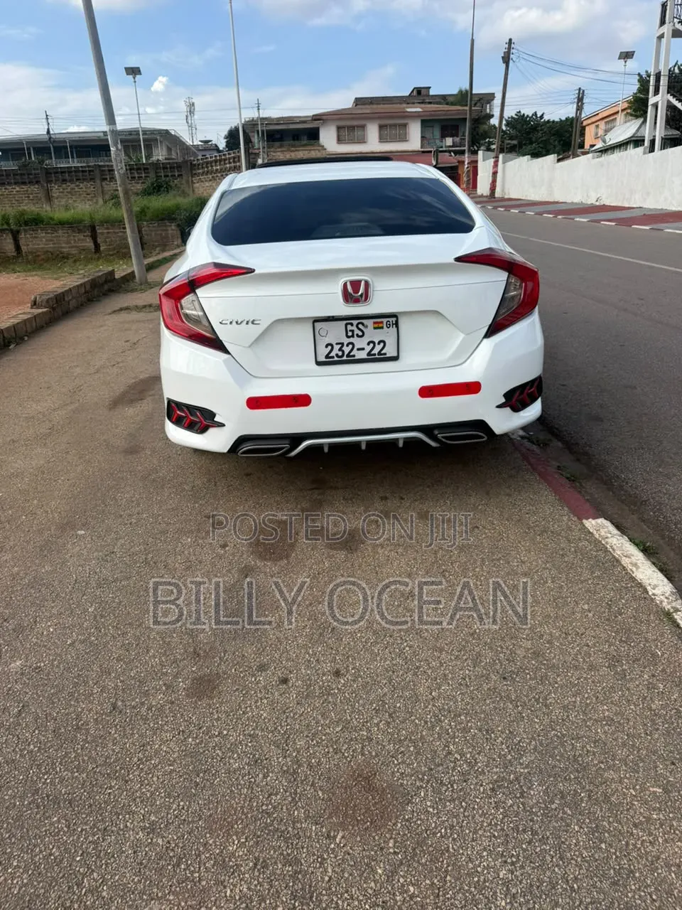 Honda Civic 2018 White