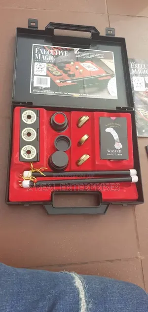 Marvin's Magic the Executive Magic Collection Trick Set