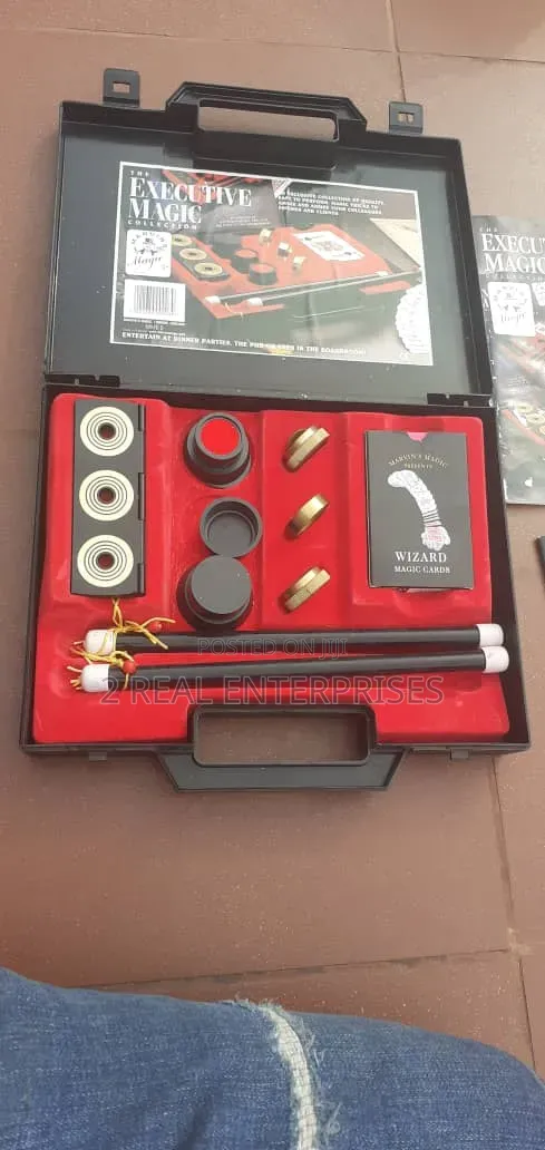 Marvin's Magic the Executive Magic Collection Trick Set
