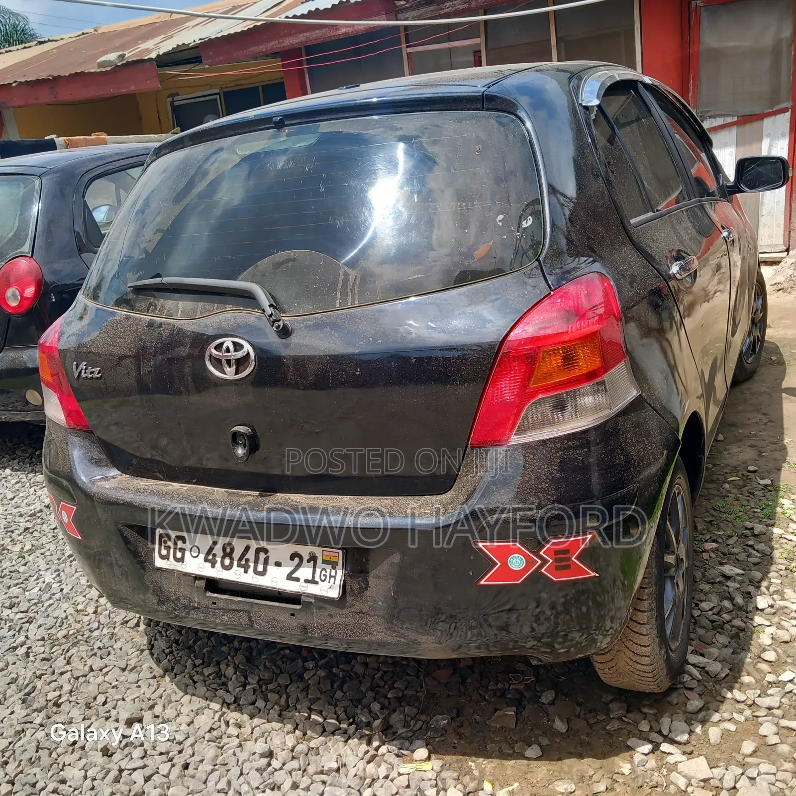 Toyota Vitz 1.0 FWD 3dr 2010 Black