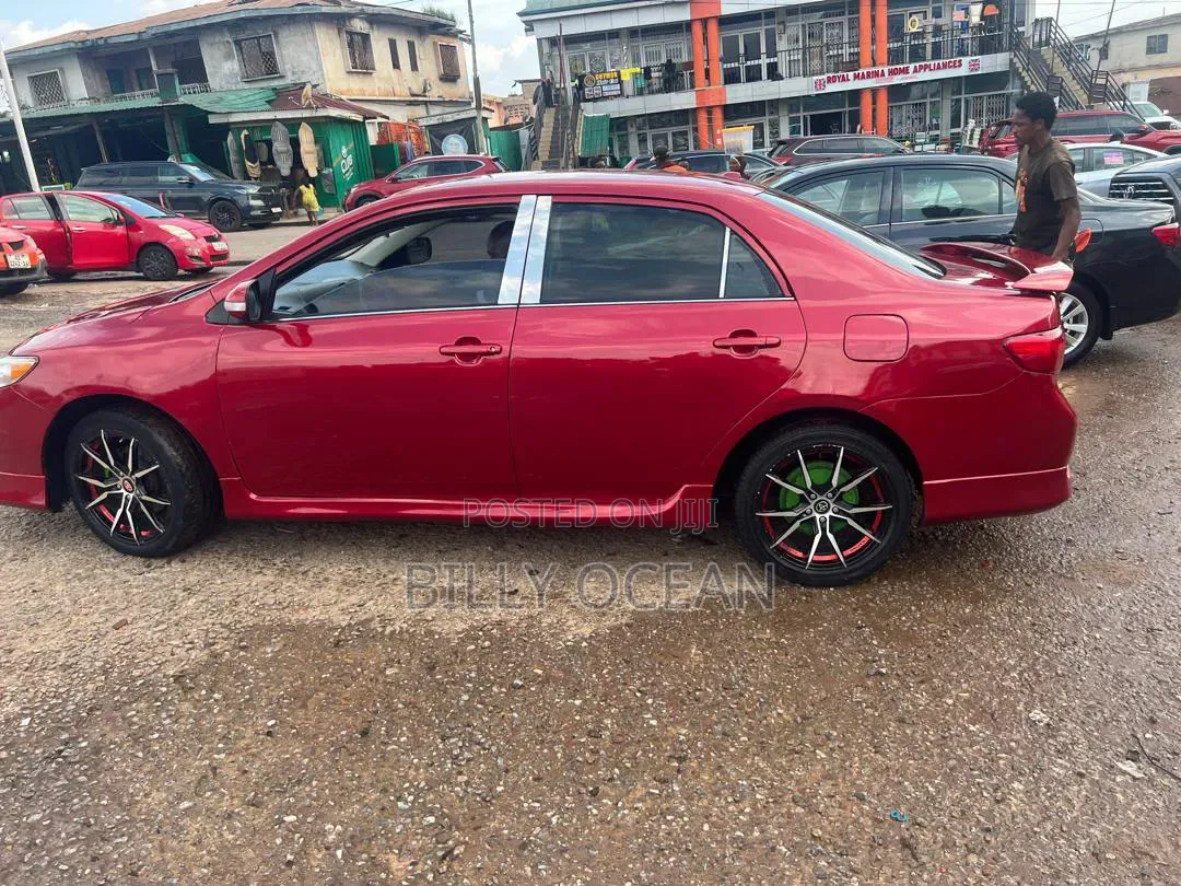Toyota Corolla 2010 Red