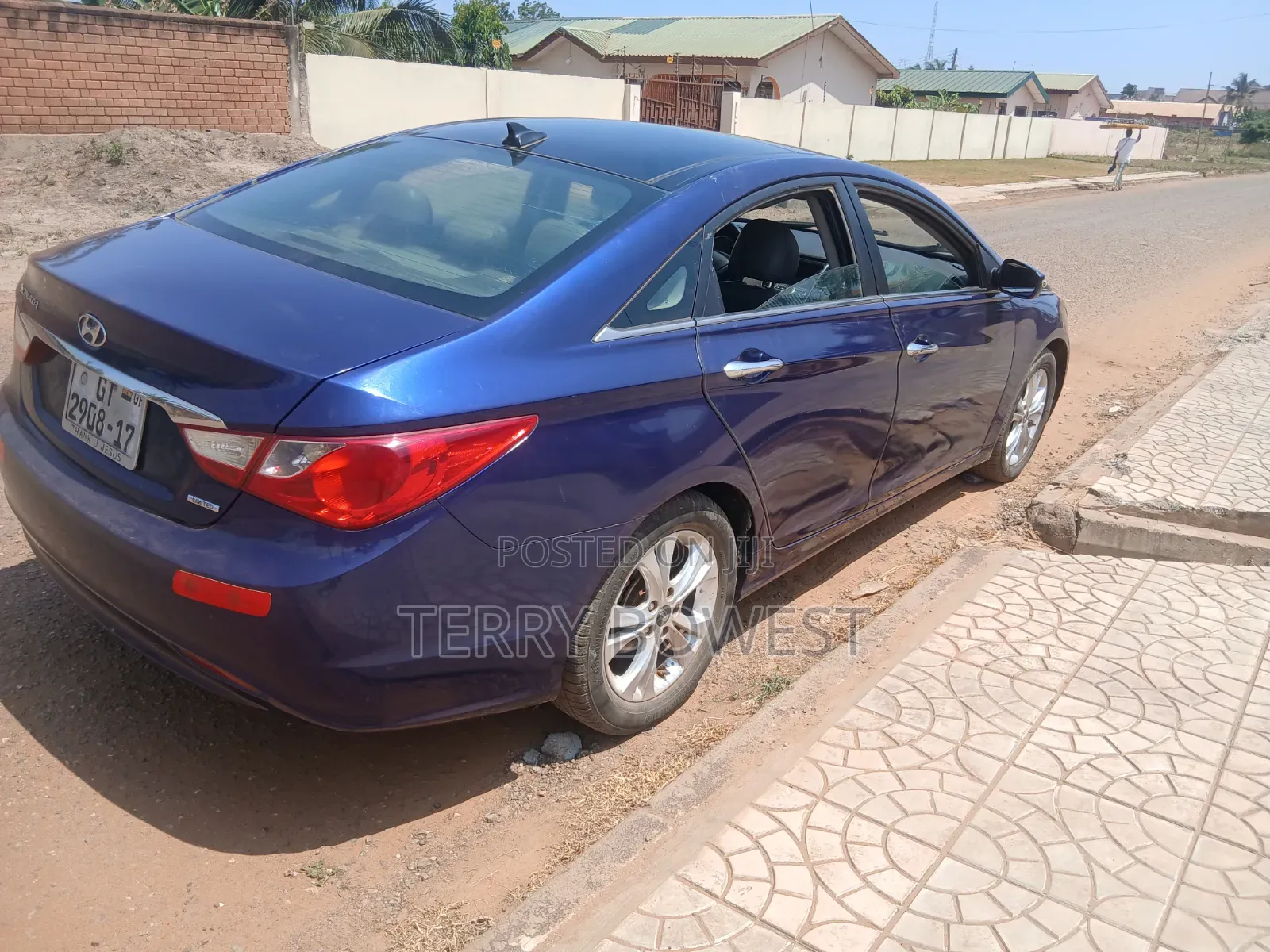 Hyundai Sonata Limited Sedan FWD (2.4L 4cyl 6A) 2012 Blue