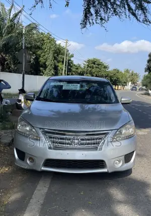 Nissan Sentra S 2017 Silver