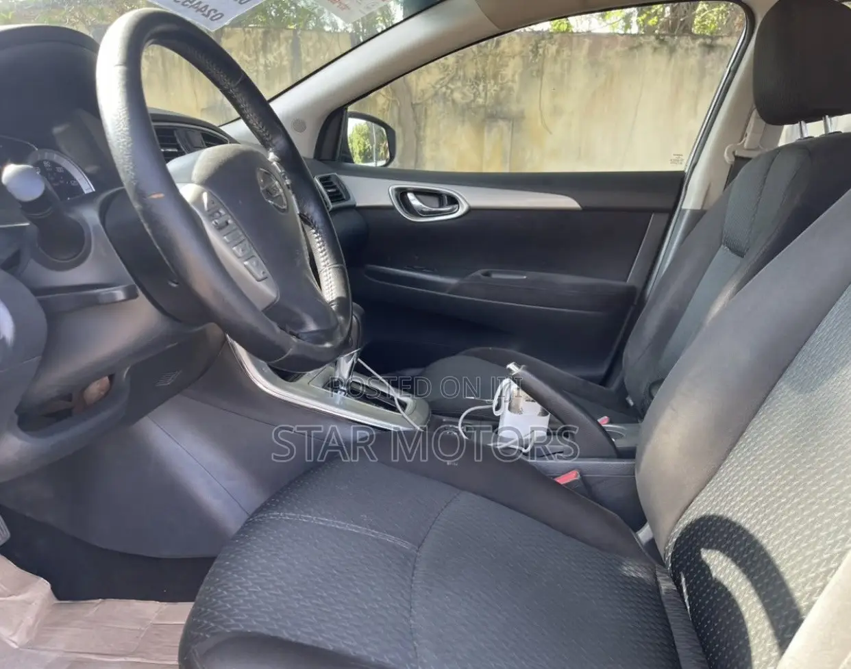 Nissan Sentra S 2017 Silver