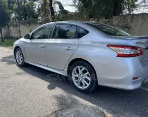 Nissan Sentra S 2017 Silver