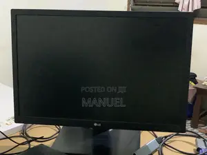22" LG Office Monitor (+ Stands Power Cables) -Almost New Condition