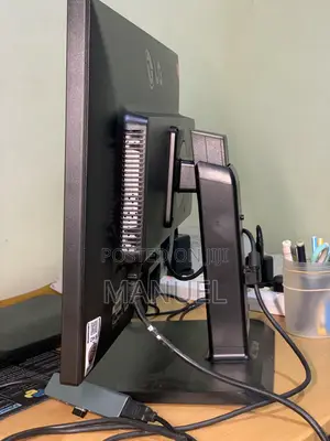 22" LG Office Monitor (+ Stands Power Cables) -Almost New Condition