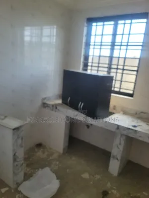 1bdrm Block of Flats in Klagon Police, Spintex for rent
