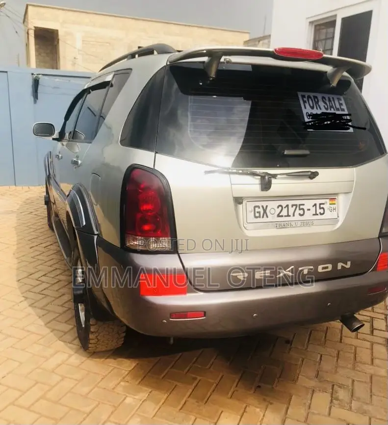 Car 2008 Silver