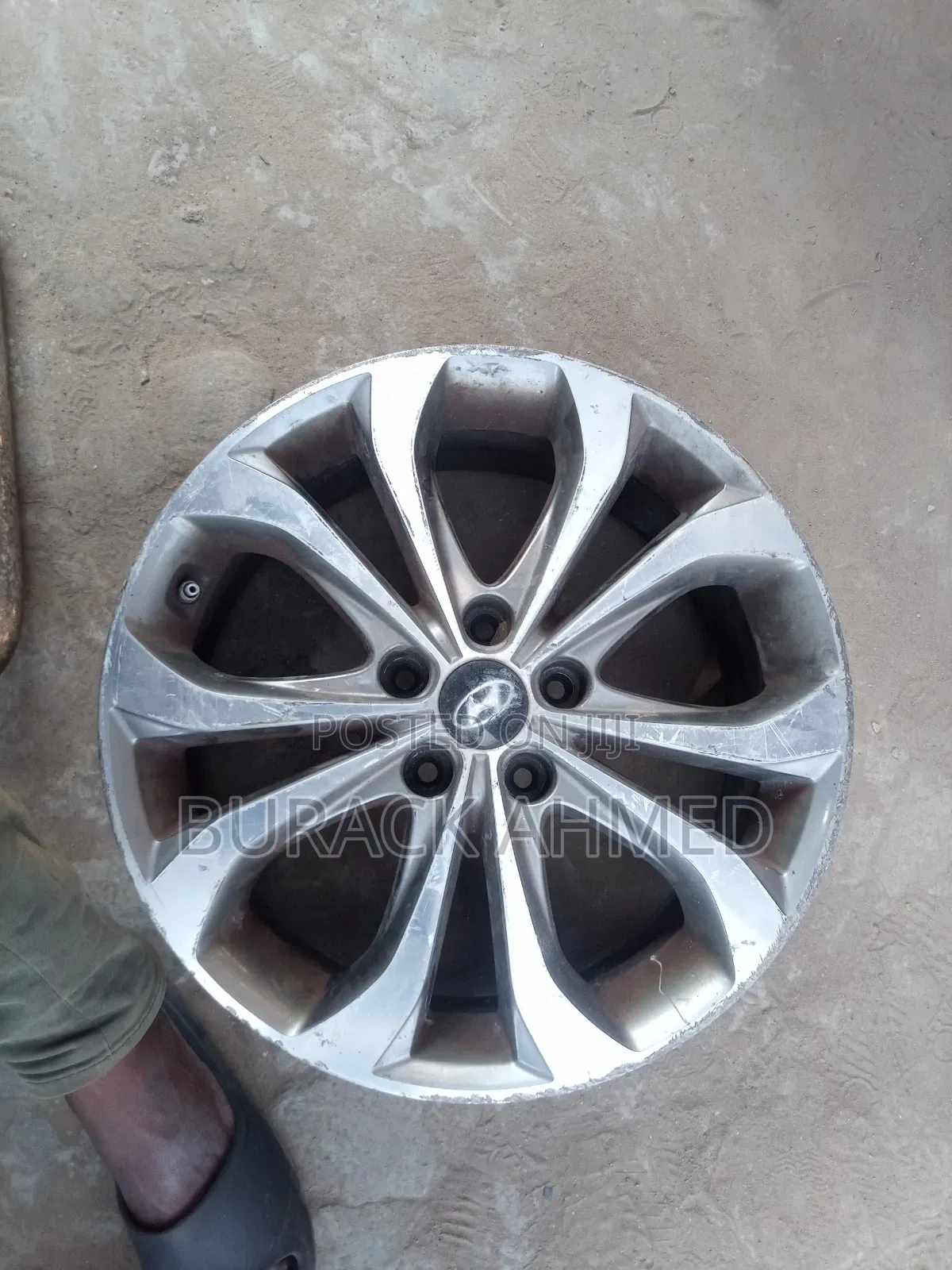 Hyundai Tucson and Santafe Rim 18