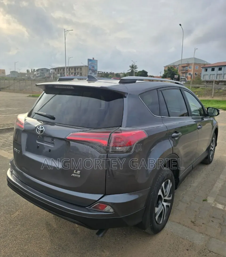 Toyota RAV4 2018 Gray