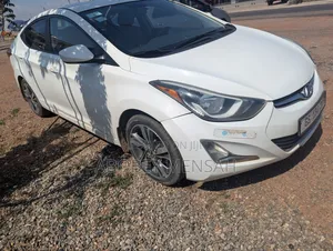 Hyundai Elantra Limited 4dr Sedan (1.8L 4cyl 6A) 2014 White