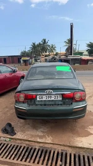 Hyundai Sonata 1.8 2000 Green