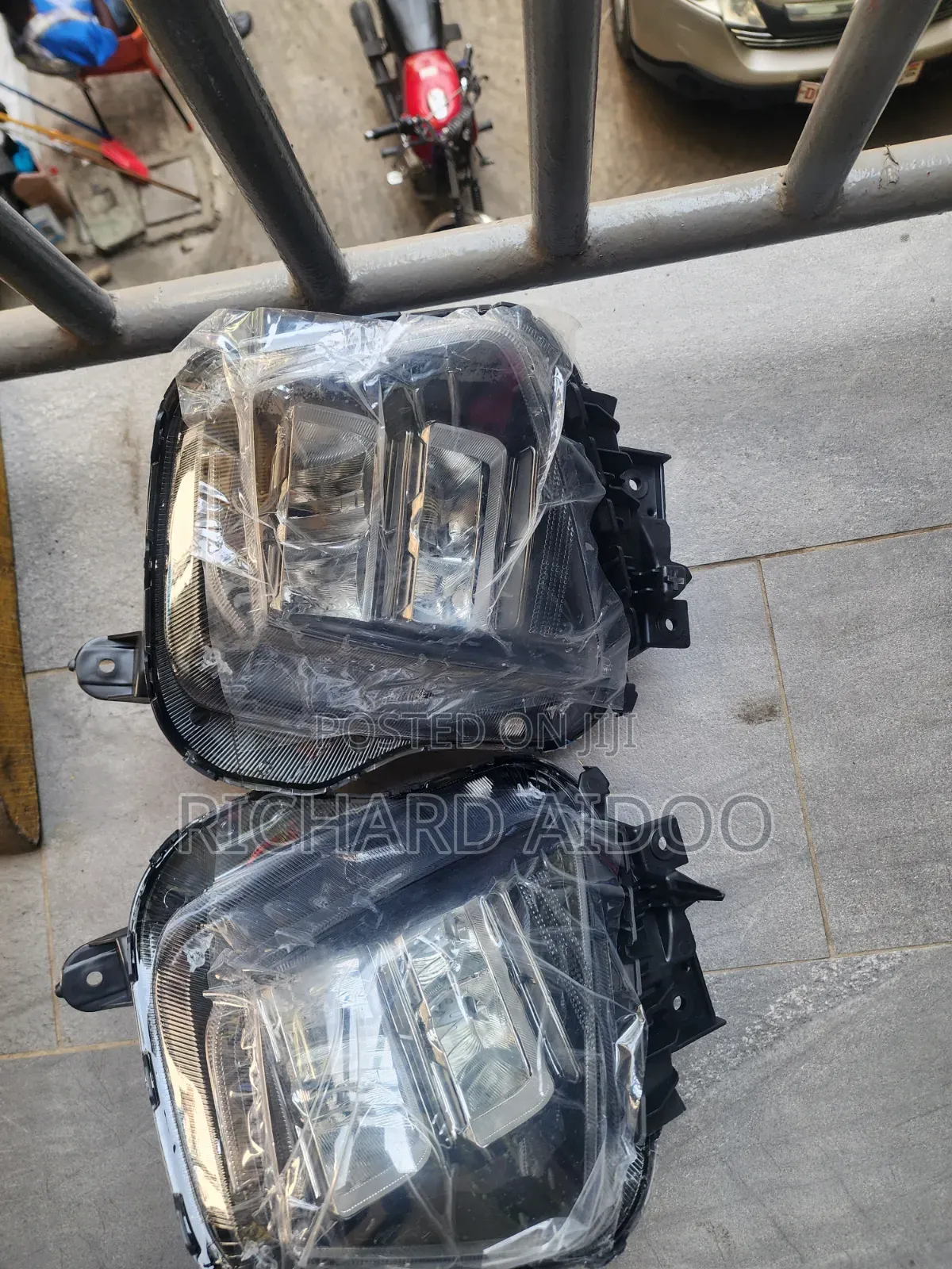 Hyundai Tucson 2025 Headlight Available