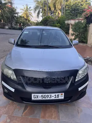 Toyota Corolla LE 4dr Sedan (1.8L 4cyl 4A) 2010 Silver