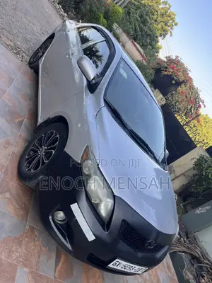 Toyota Corolla LE 4dr Sedan (1.8L 4cyl 4A) 2010 Silver