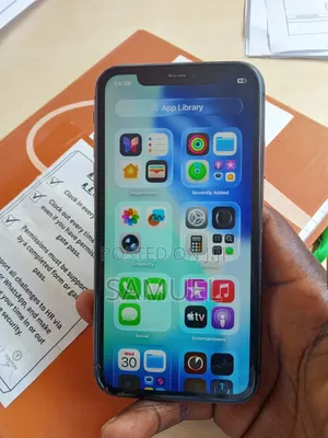 Apple iPhone 11 64 GB Black
