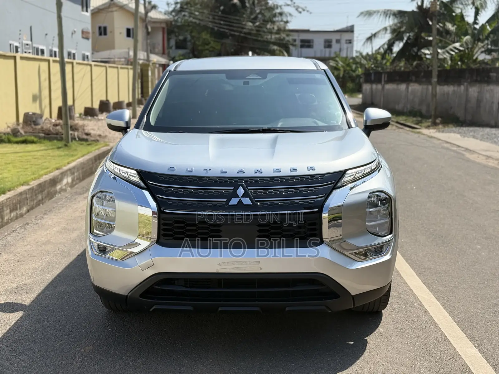 Mitsubishi Outlander SEL 2022 Silver