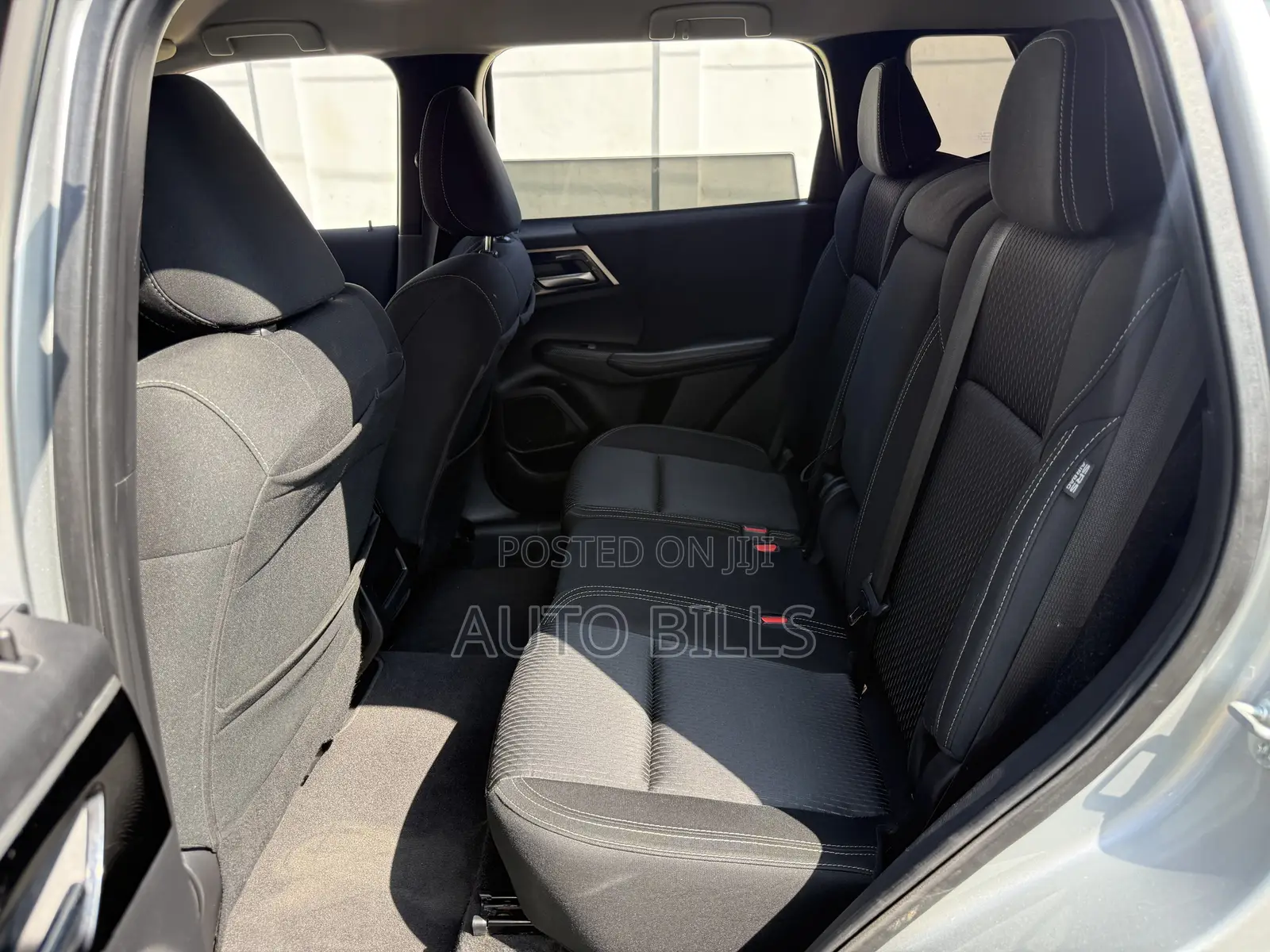 Mitsubishi Outlander SEL 2022 Silver