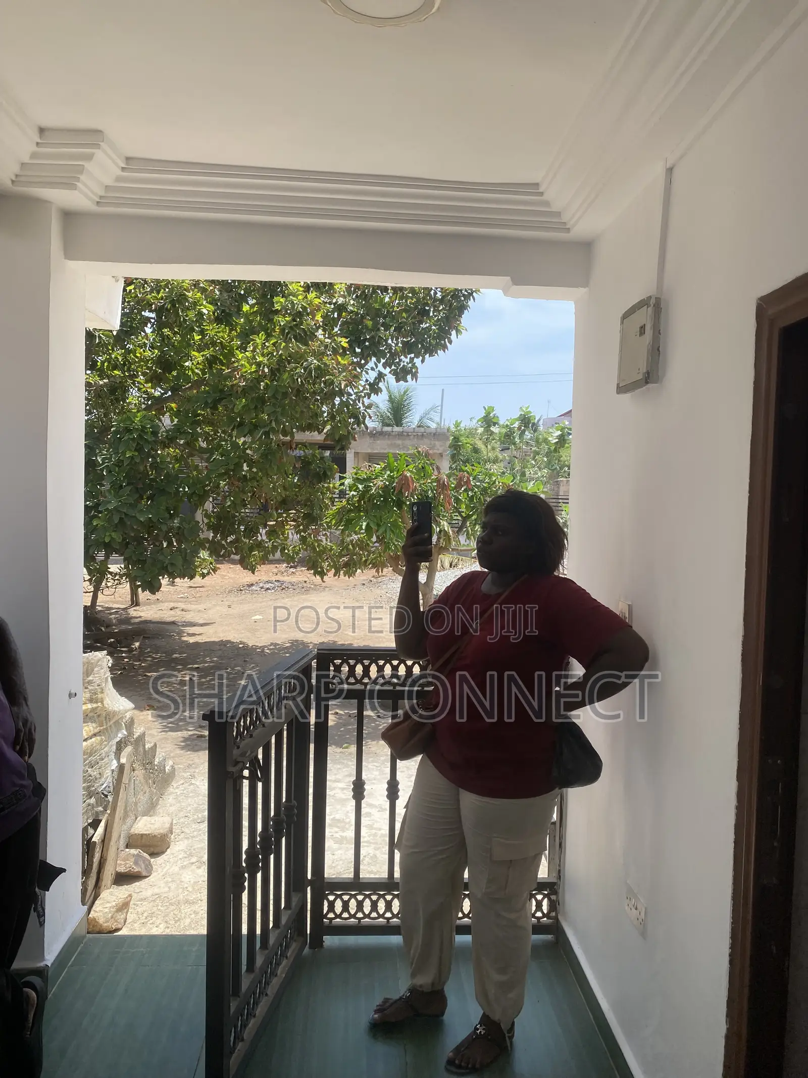 1bdrm Bedsitter in Sharp-Connect, Bluetop Estate for rent