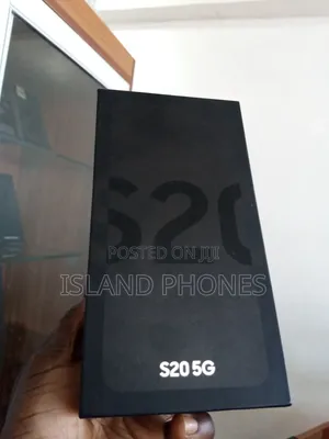 New Samsung Galaxy S20 128 GB Gray
